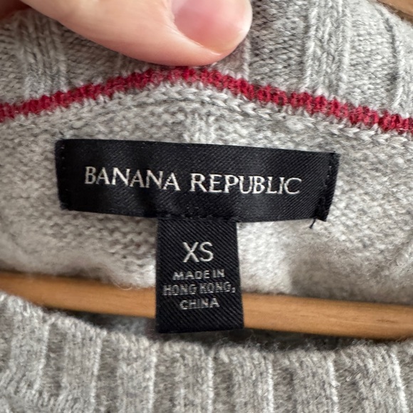 Banana Republic - Light Gray Cable Knit Sweater - Size XS - Picture 3 of 5